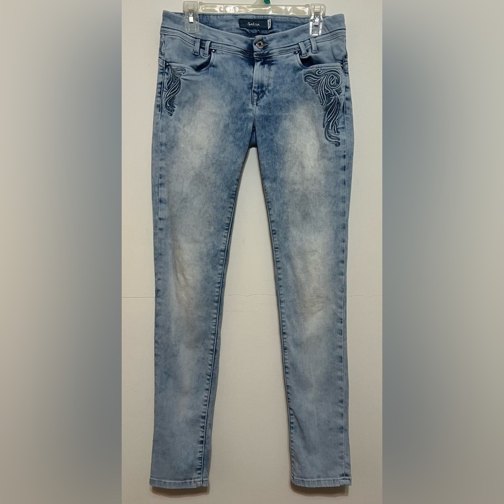 Salsa Jeans embroidered skinny straight acid wash jeans. Size 31. B1